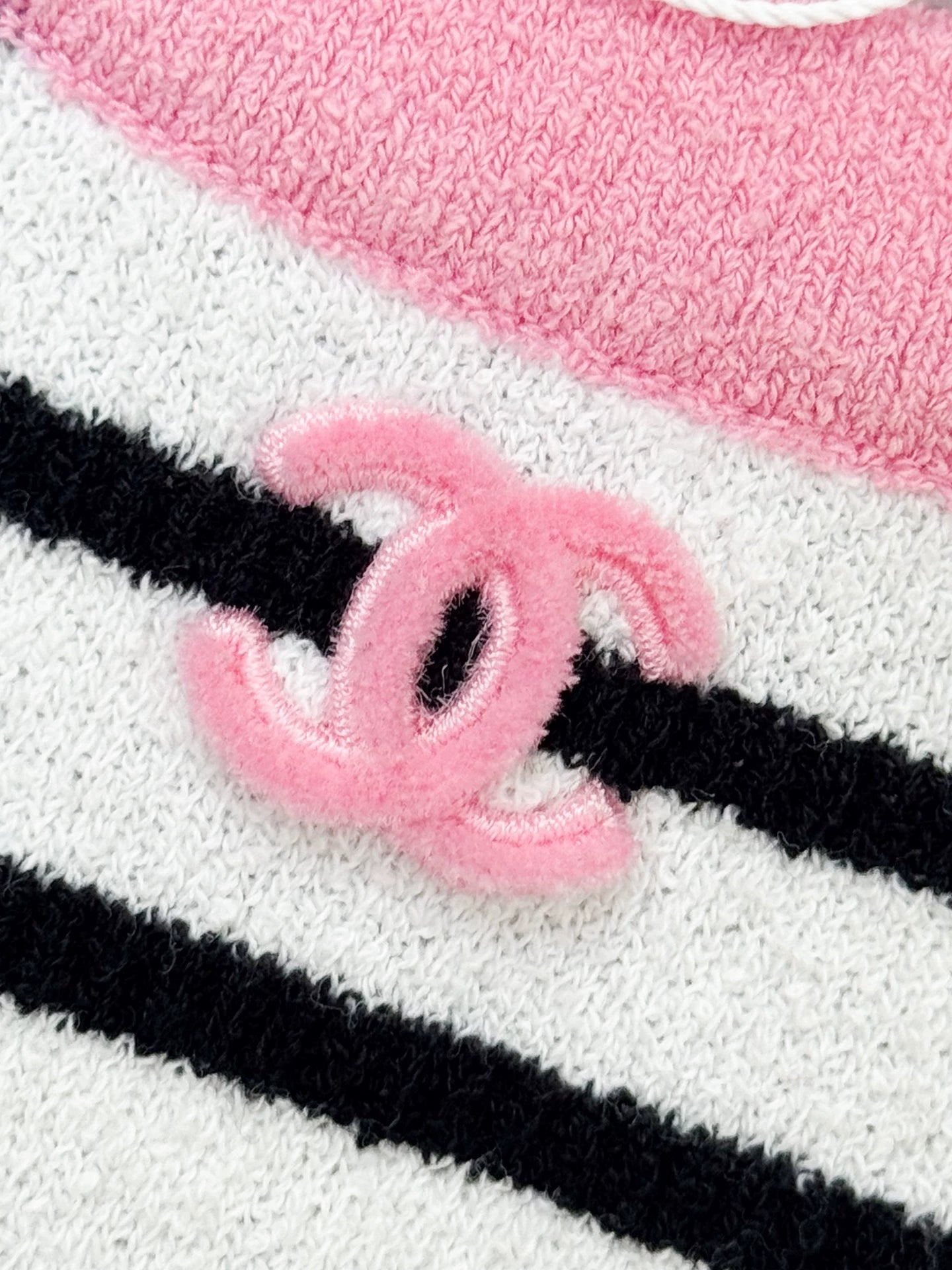 Chanel 24S pink and white T-shirt