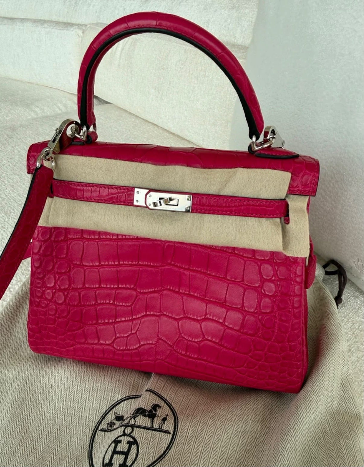 Hermes Kelly 25 Framboise Matte Alligator Palladium hardware