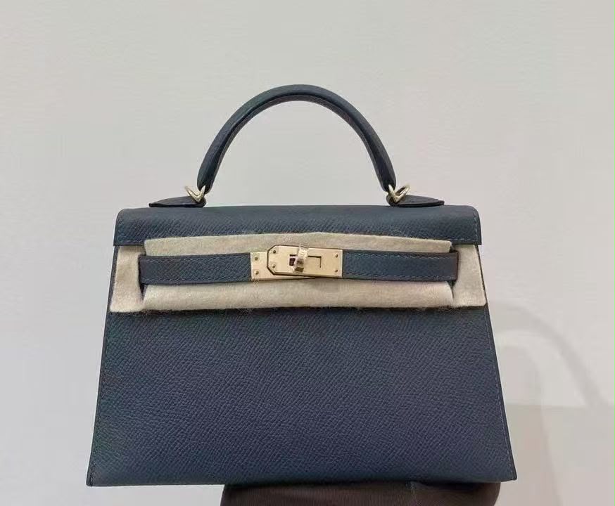 Hermes Mini Kelly 20 Gris Misty Epsom Permabrass hardware