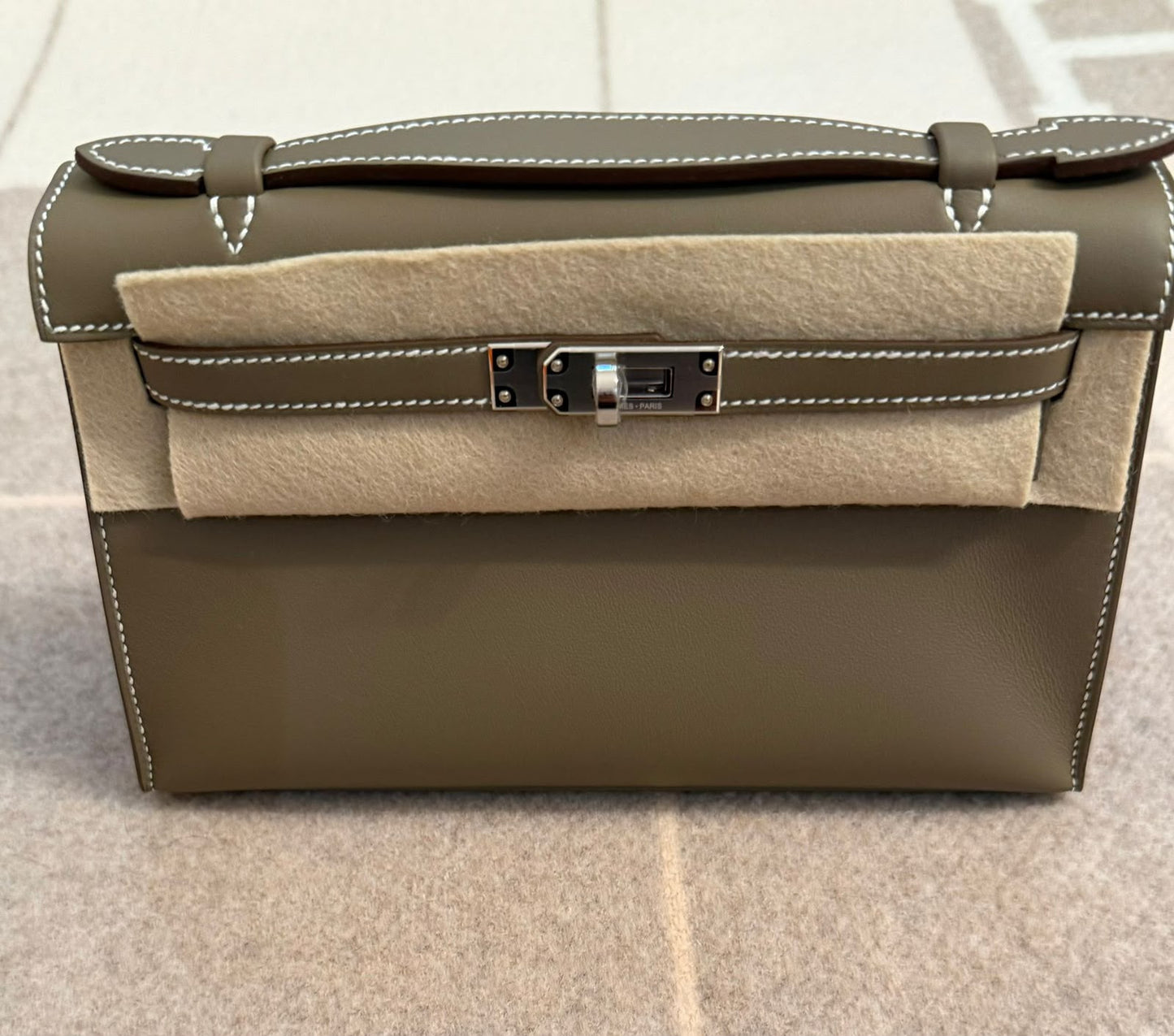 Hermes Kelly pochette Etoupe Swift Palladium hardware