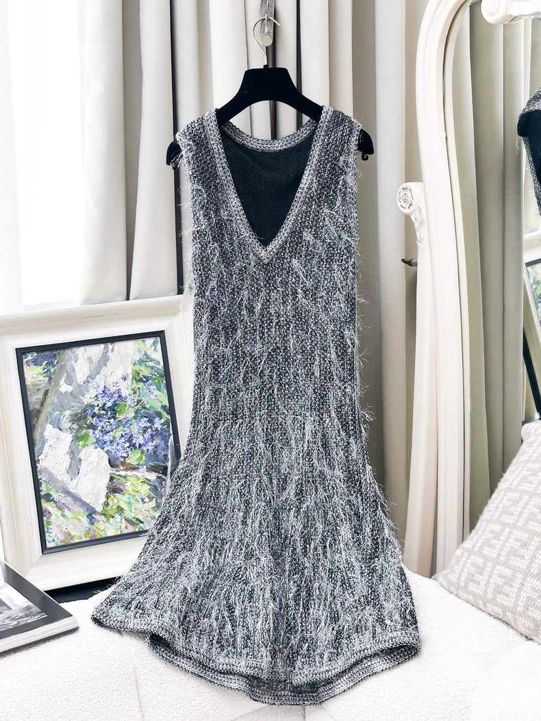 Chanel 19P grey tweed