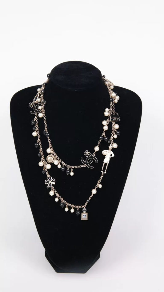 Chanel 12 Black and White Pearl Necklace