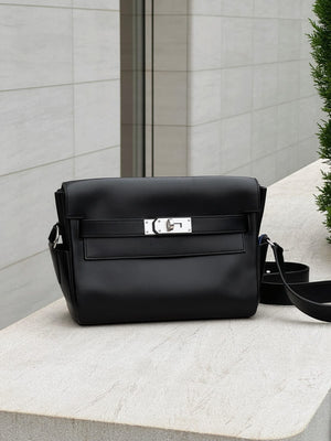Hermes Kelly Messenger Black Evergrain Palladium hardware