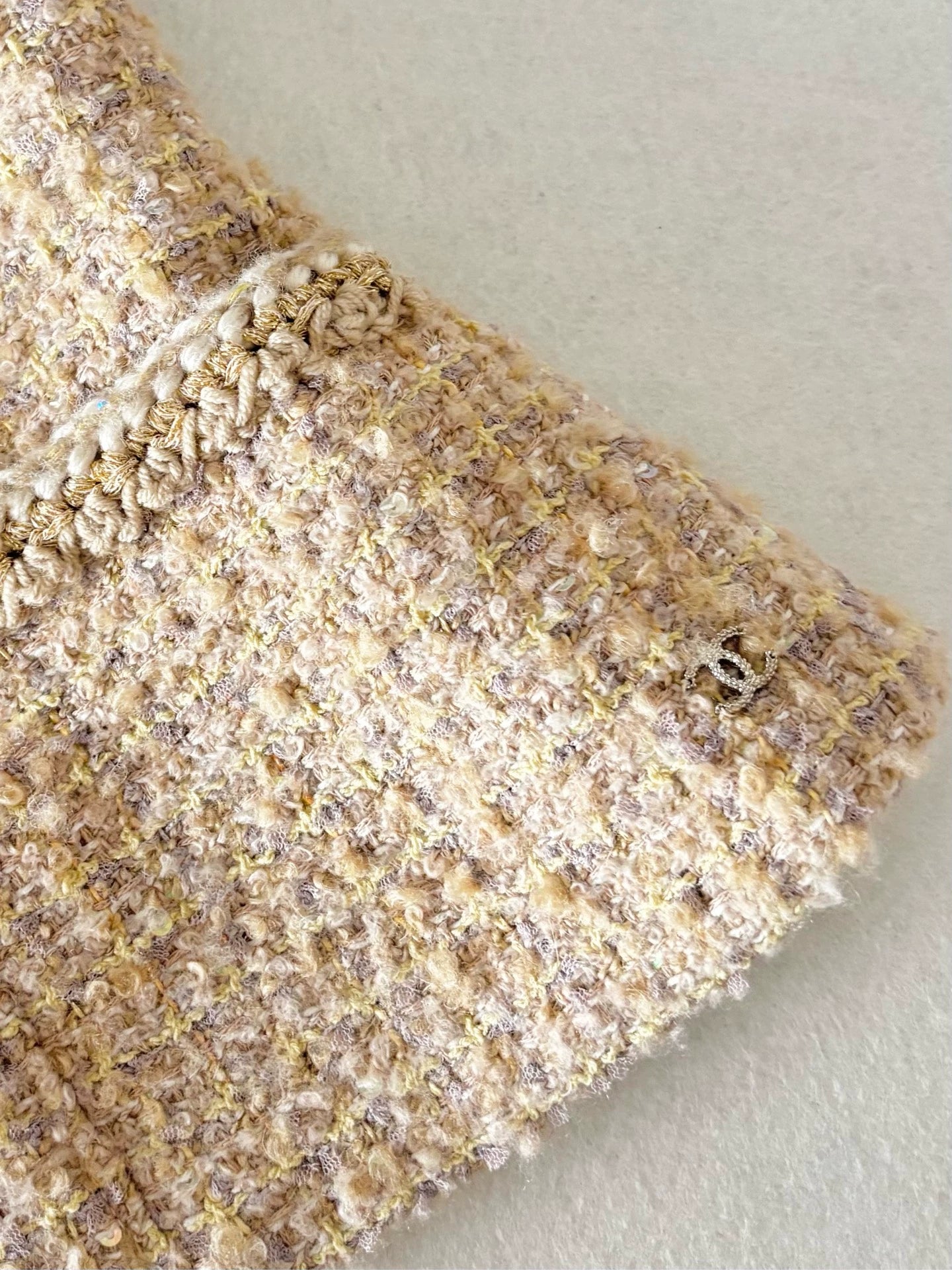 Chanel 24B Oatmeal Tweed Vest