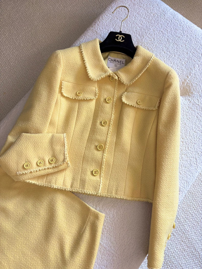 Chanel 97P Barbie series chick-yellow suit