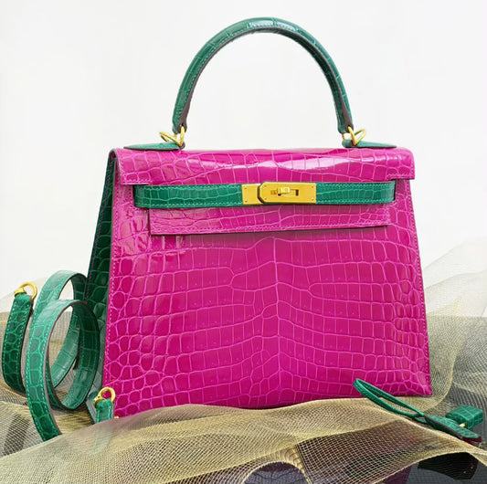 Hermes Kelly 28 Rose Pourpre / Vert Emeraude Shiny Niloticus Gold hardware