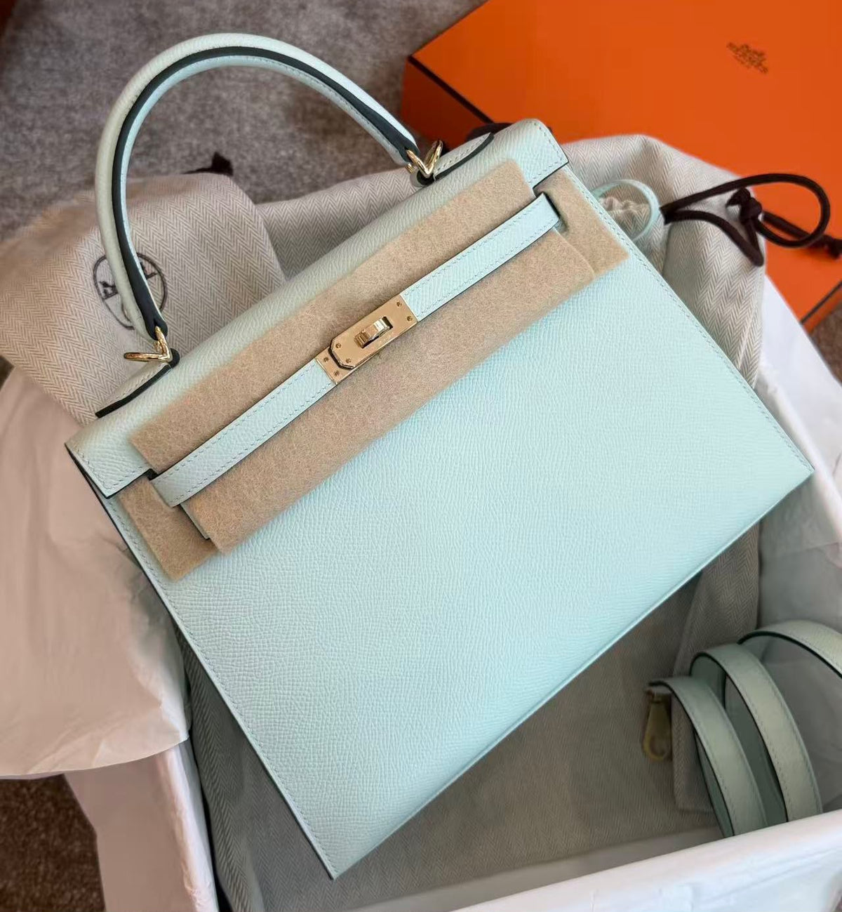 Hermes Kelly 25 Peppermint Epsom Permabrass hardware