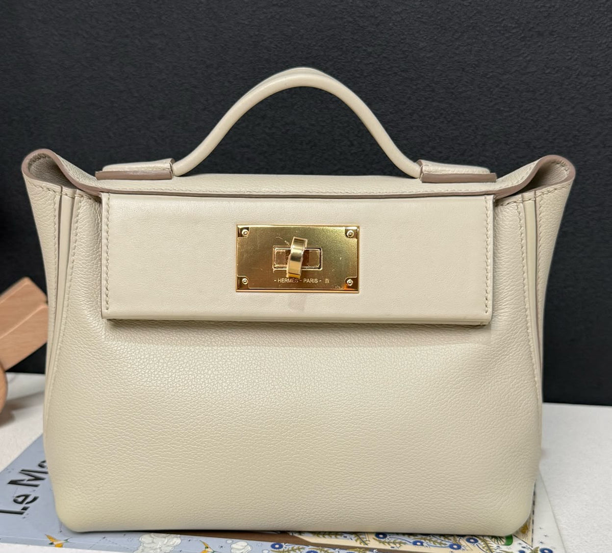 Hermes 2424-21 Beton evercolor gold hardware