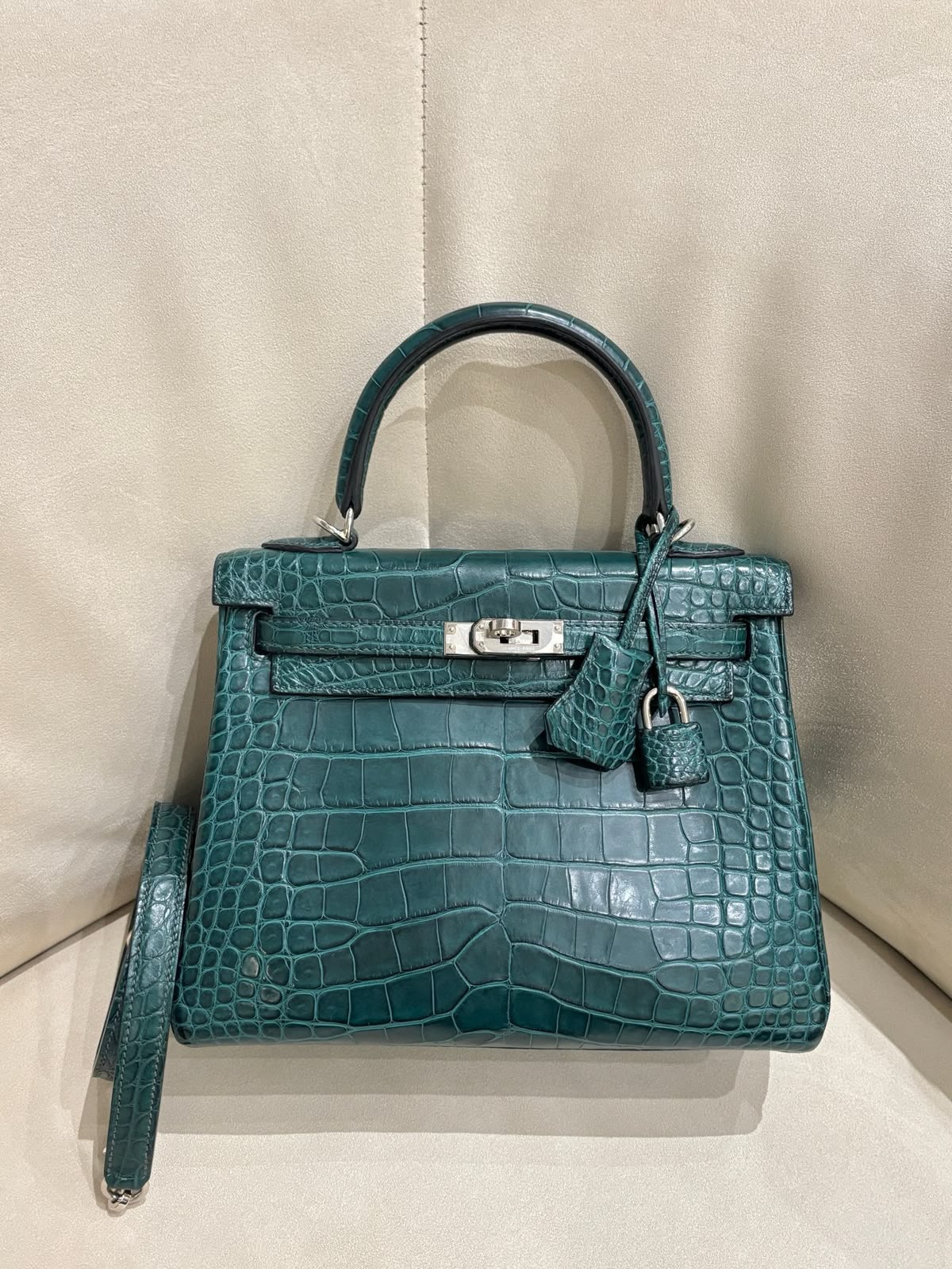 Hermes Kelly 25 Vert Cypres Matte Alligator Palladium hardware