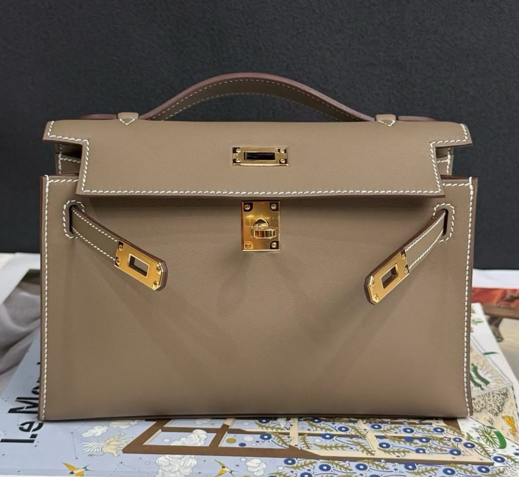 Hermes Kelly pochette Etoupe Swift Gold hardware