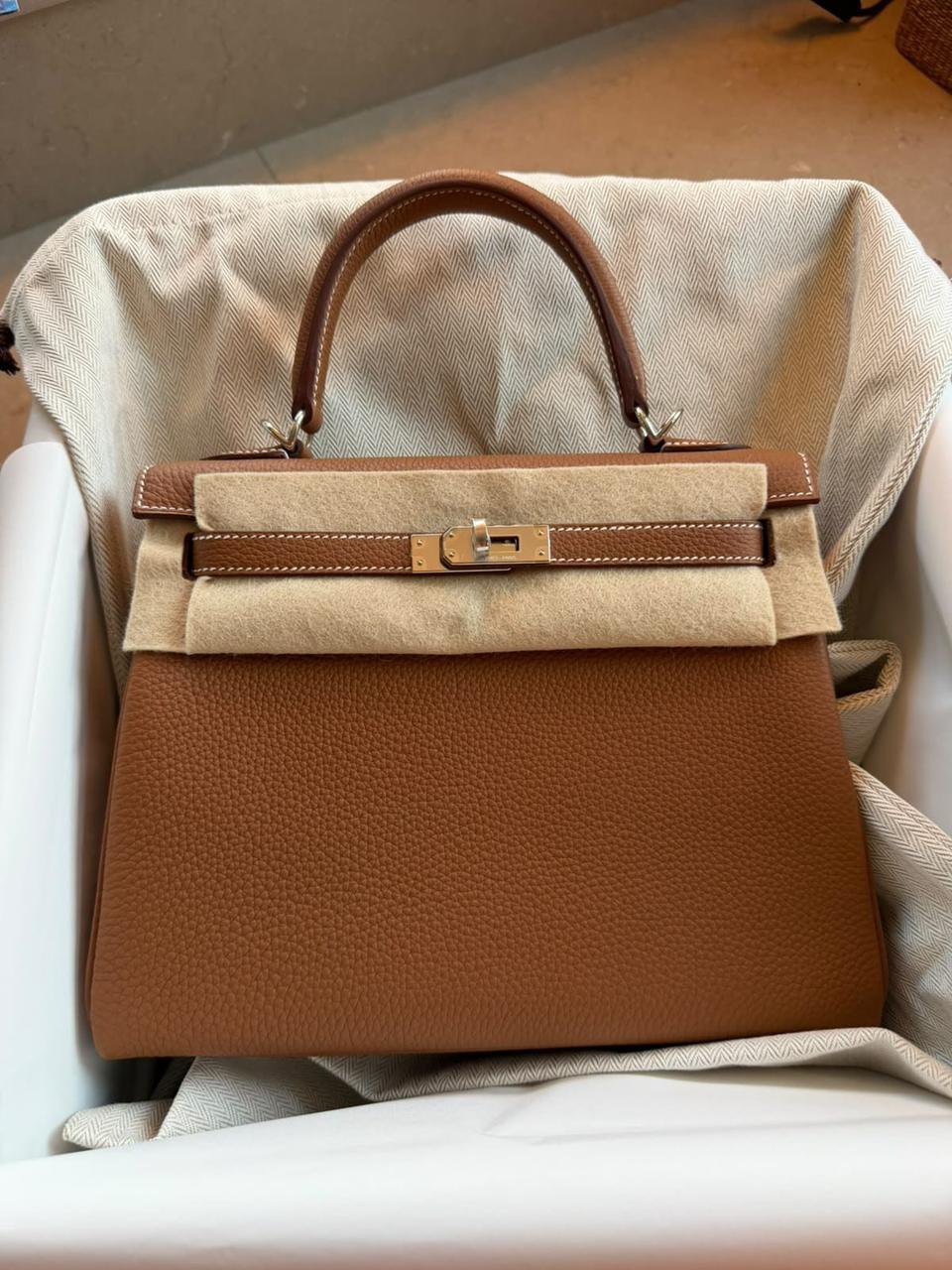 Hermes Kelly 25 Gold Togo Palladium hardware