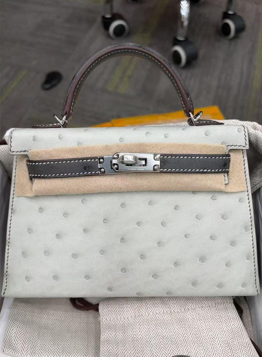Hermes Mini Kelly 20 Gris Perle / Gris Meyer Ostrich Palladium hardware
