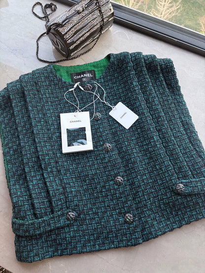 Chanel 24A Tweed green Vest