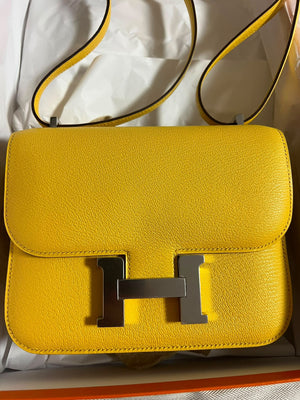 Hermes Constance 18 Mango Chevre Mysore Palladium hardware