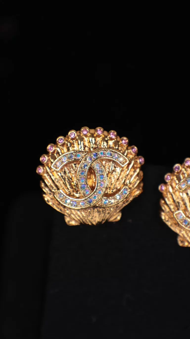 Chanel 23C Gold Shell CC Rhinestone Clip-on Earrings