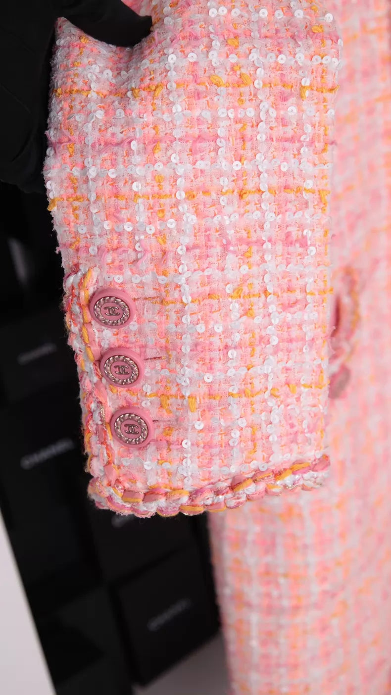 Chanel 19 Pink-Orange tweed Jacket