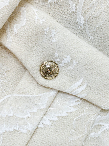 Chanel 20K beige jacket