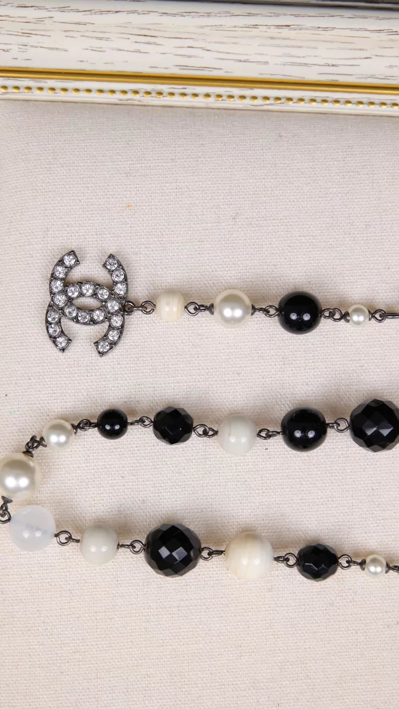 Chanel 08 Black and White Pearl Diamond Pendant Waist Chain