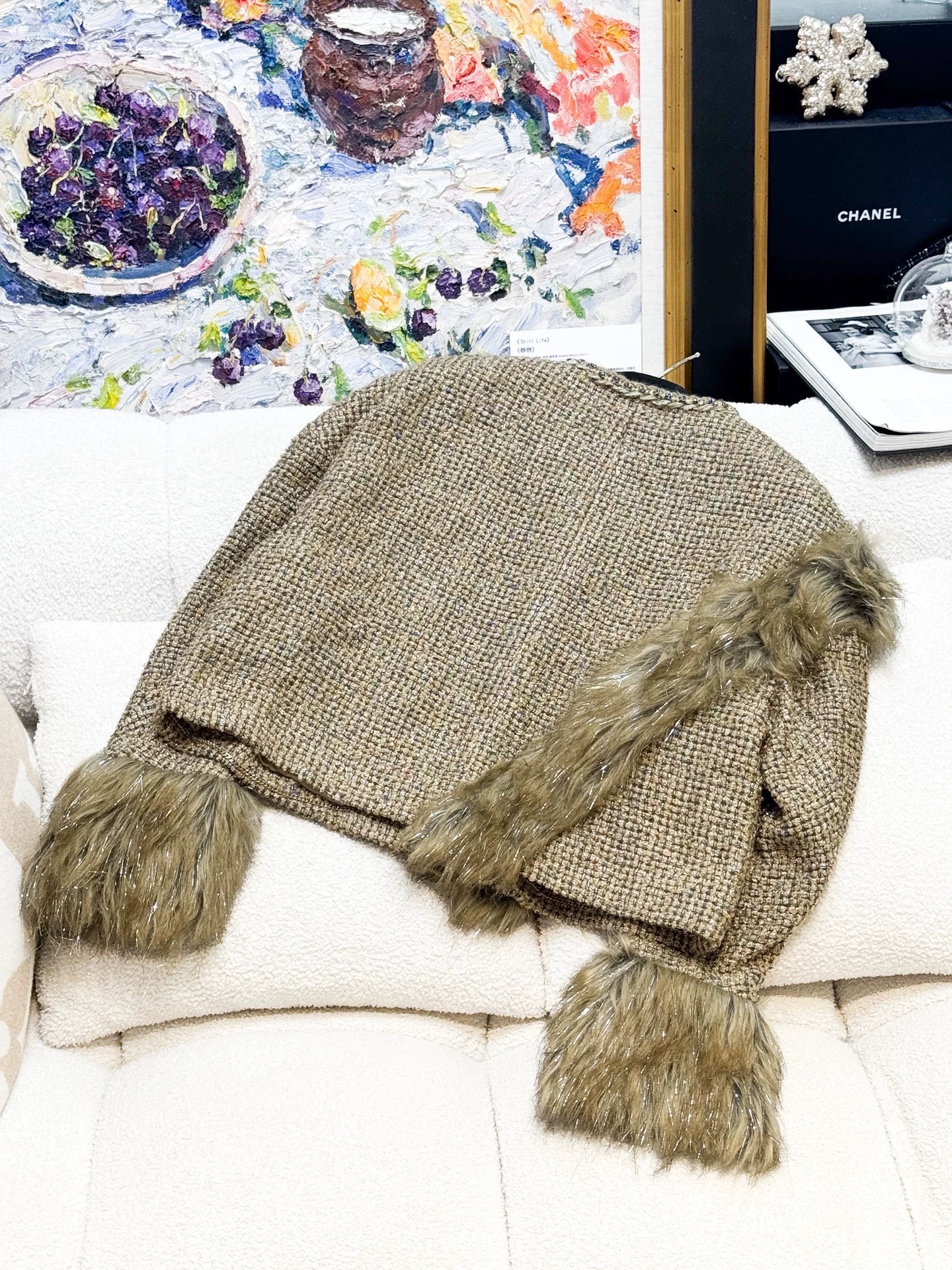 Chanel 21 champagne gold and silver tweed jacket