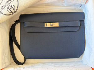 Kelly Depeches Bleu Marine Epsom Palladium hardware