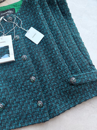 Chanel 24A Tweed green Vest