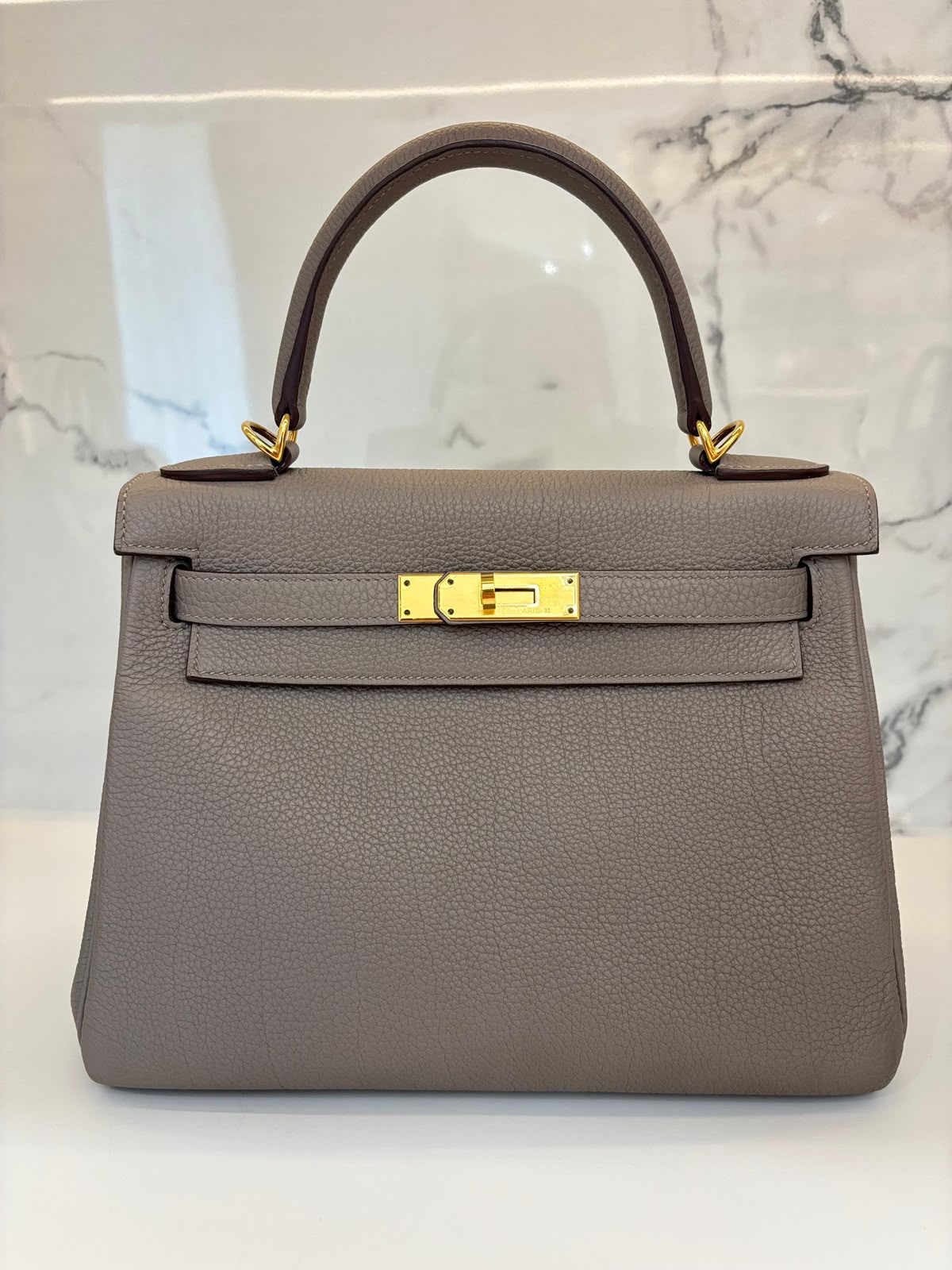 Hermes Kelly 28 Gris Asphalt Togo Gold hardware