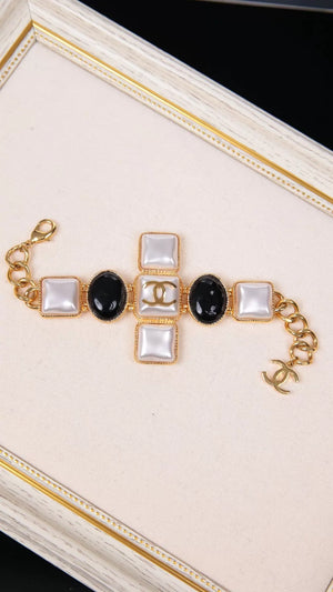 Chanel 20K Pearl Glass Bracelet