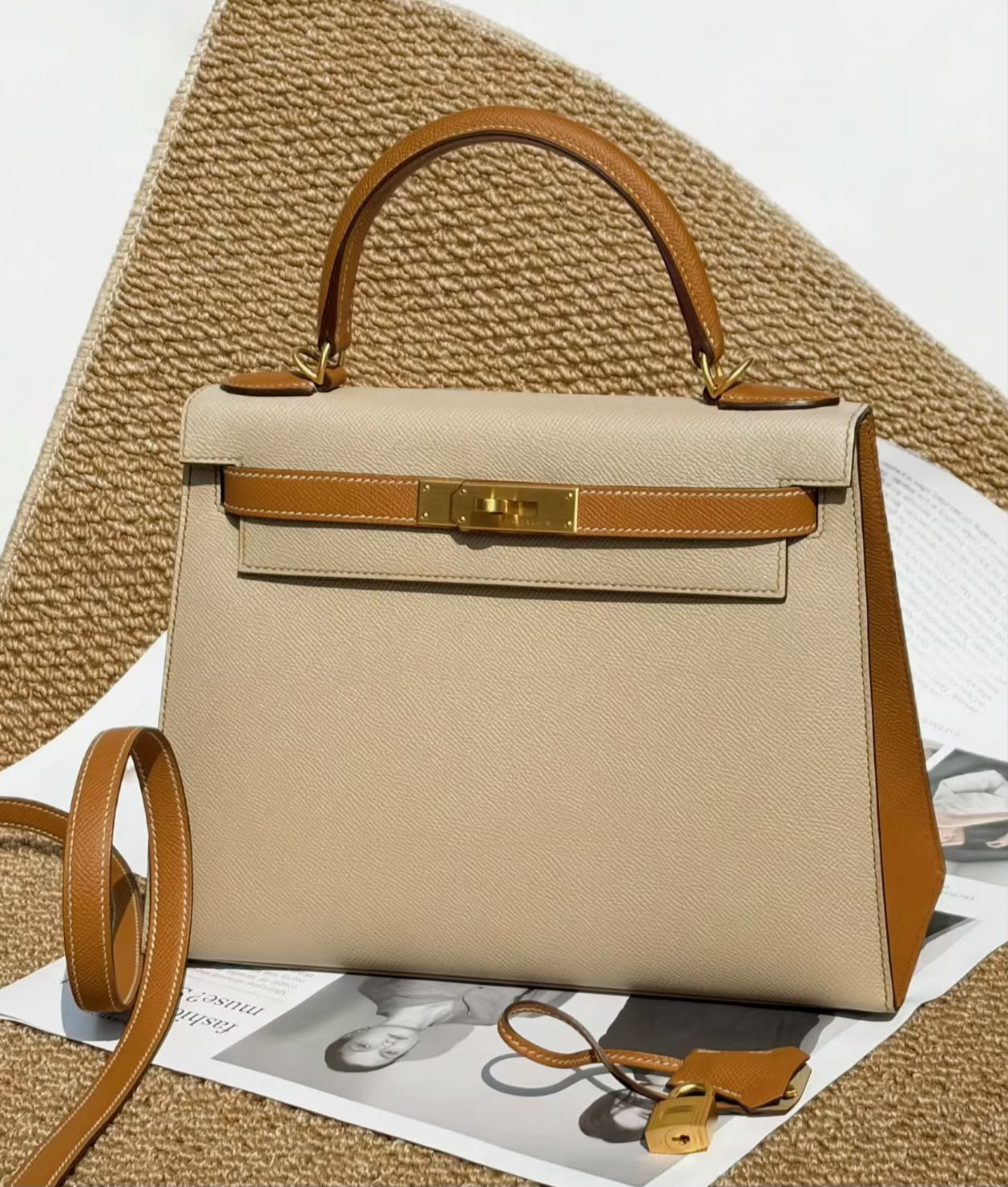 Hermes Kelly 28 Trench / Gold Epsom Brushed gold hardware