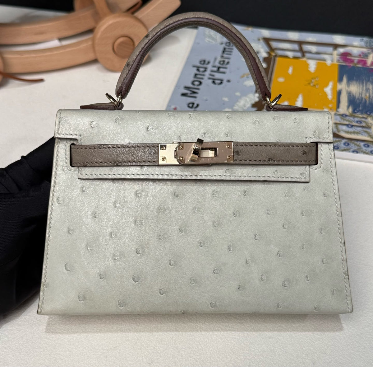 Hermes mini Kelly 20 HSS Gris Perle x Gris T ostrich Permabrass hardware