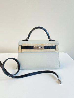 Hermes Mini Kelly 20 HSS Gris Perle / Black Chevre Palladium hardware