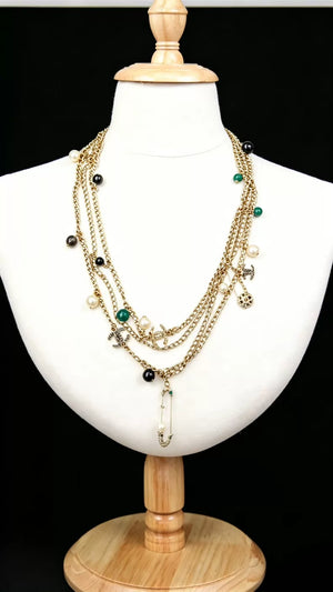 Chanel 18 long necklace