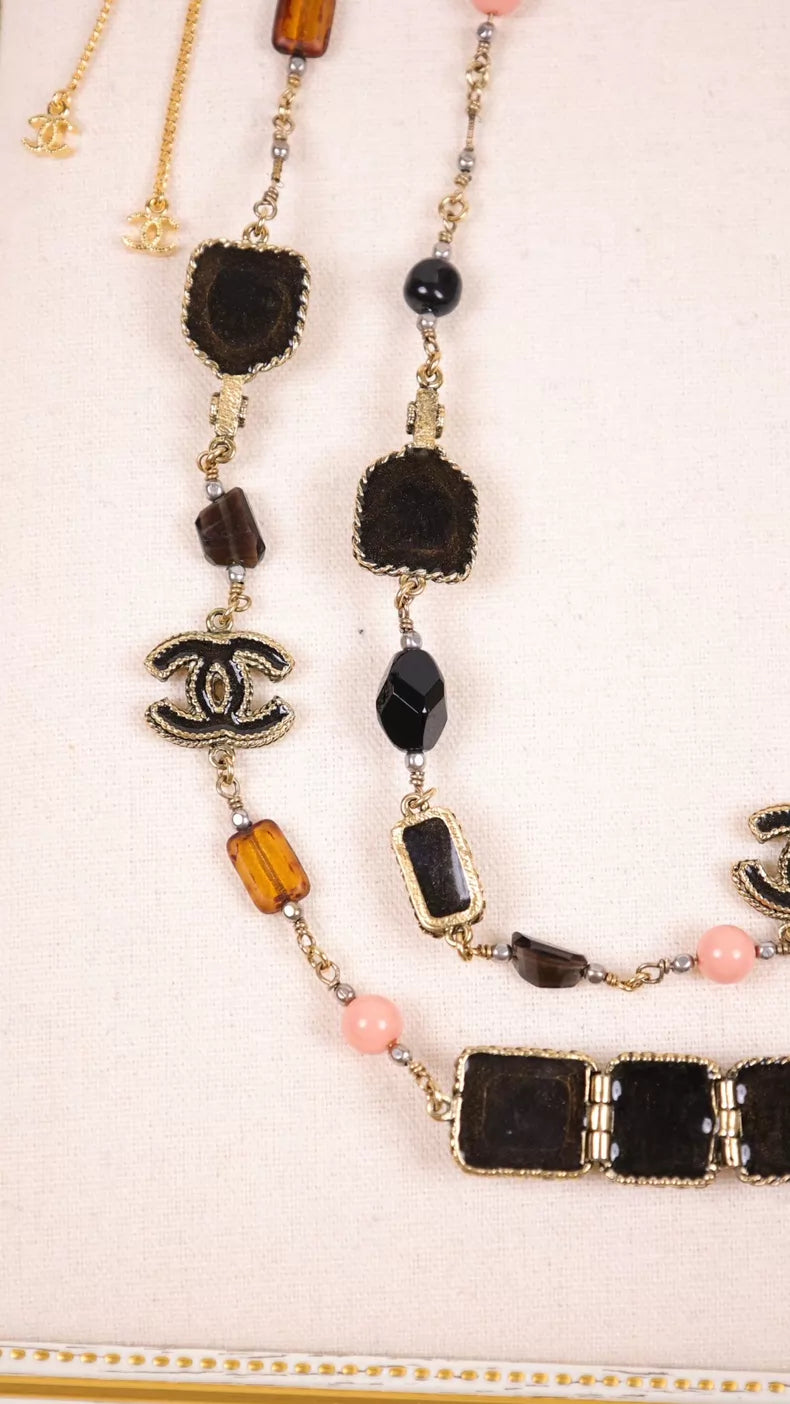 Chanel11 Brown Glass Pink Beaded Sweater Chain Long Necklace