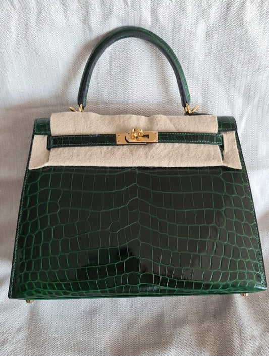 Hermes Kelly 25 Vert Fonce Shiny Niloticus Gold hardware