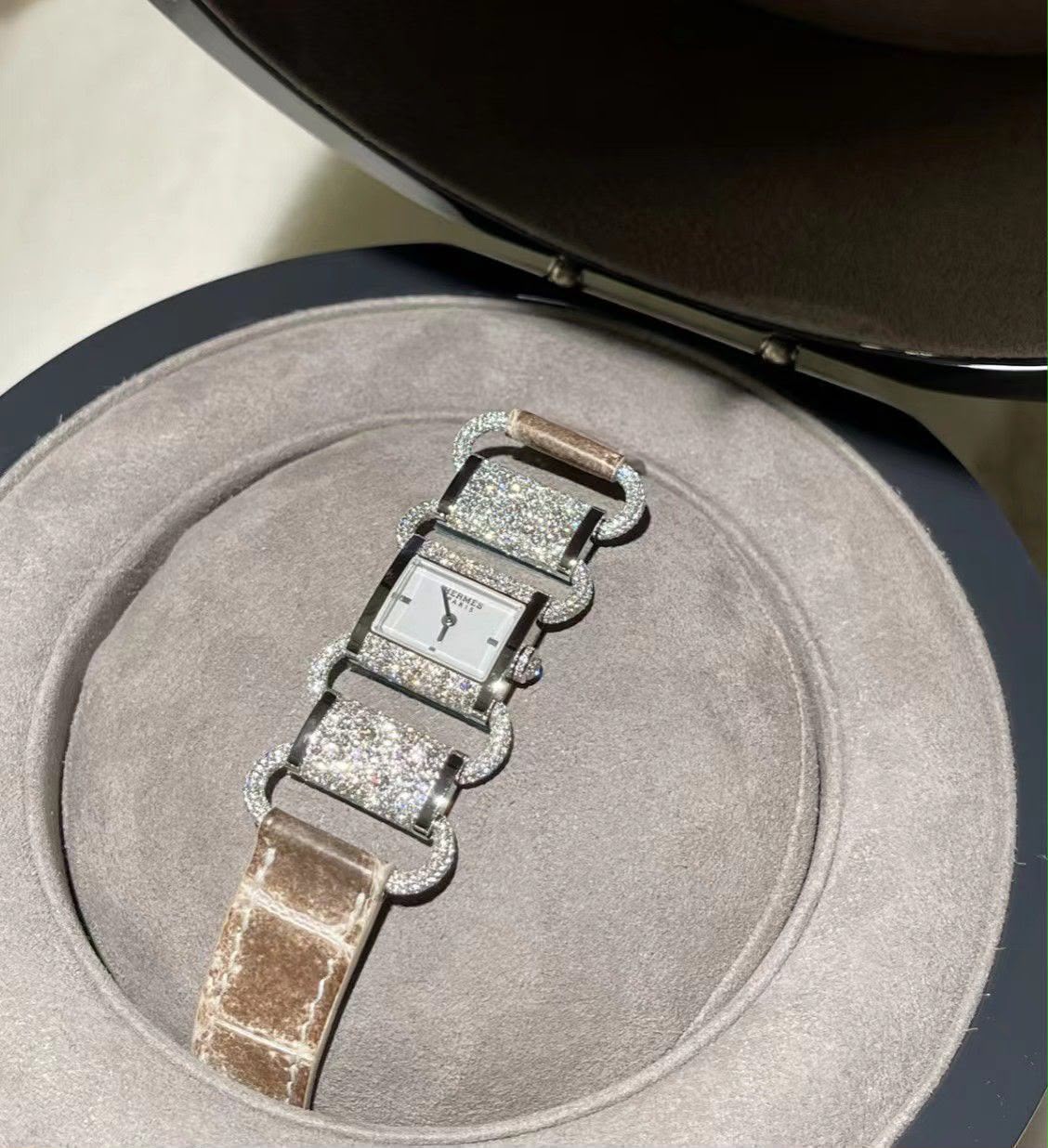 Hermes Klikti Watch Himalaya Matte Niloticus White Gold / Diamond