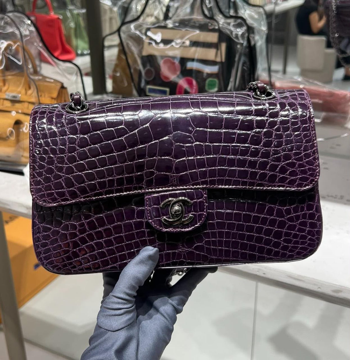Chanel classic flap Medium Purple Shiny Alligator Palladium hardware