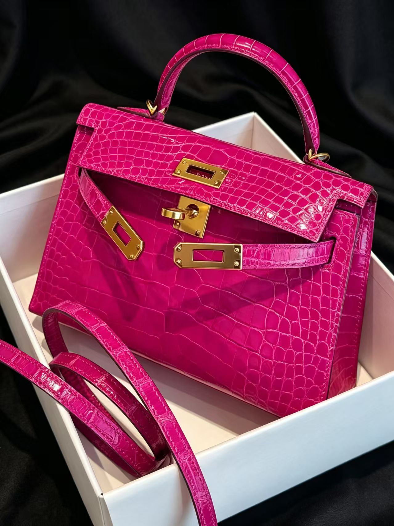 Hermes Kelly 20 rose Scheherazade shiny gold hardware