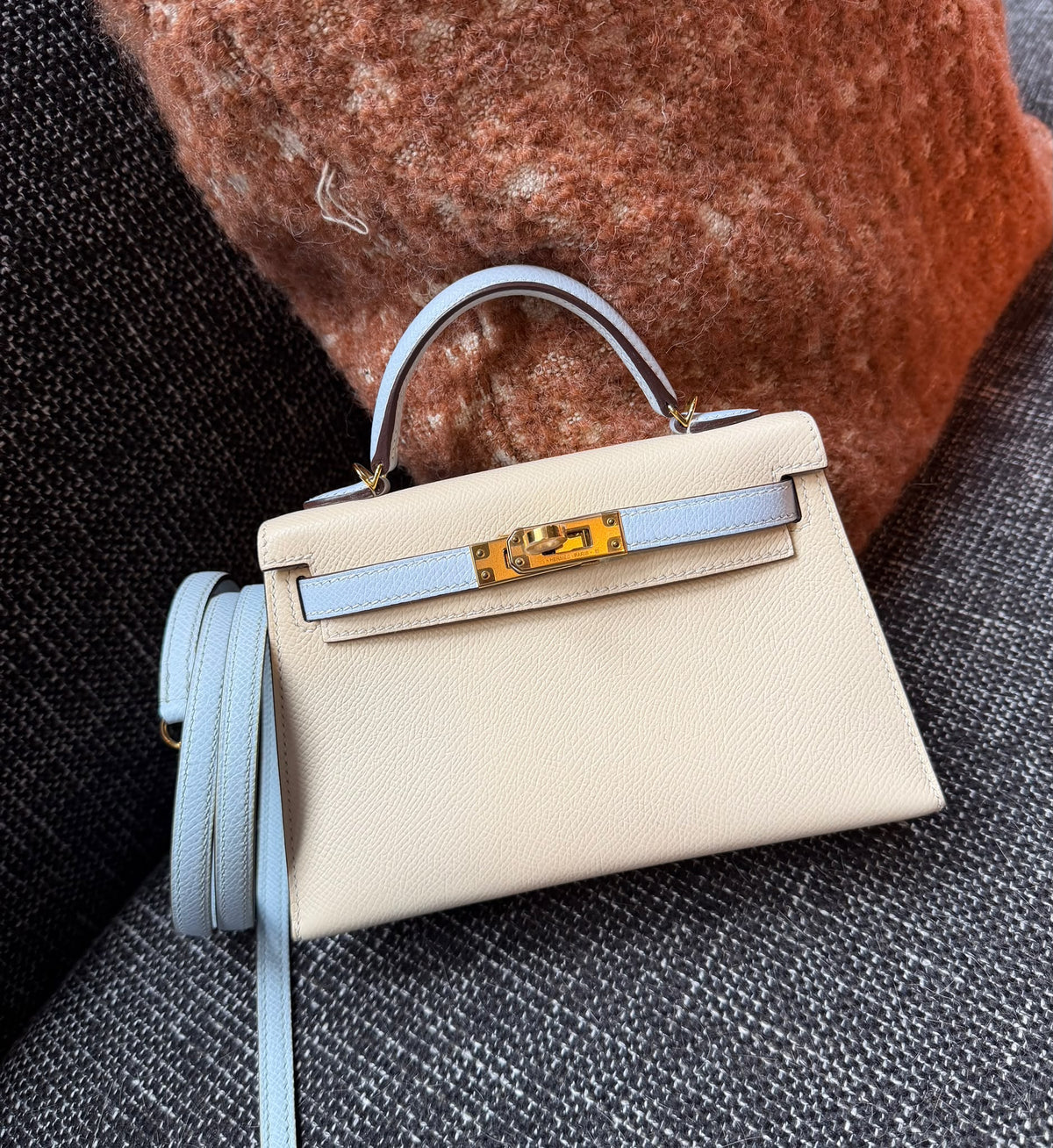 Hermes mini Kelly 20 HSS nata x blue brume Epsom gold hardware