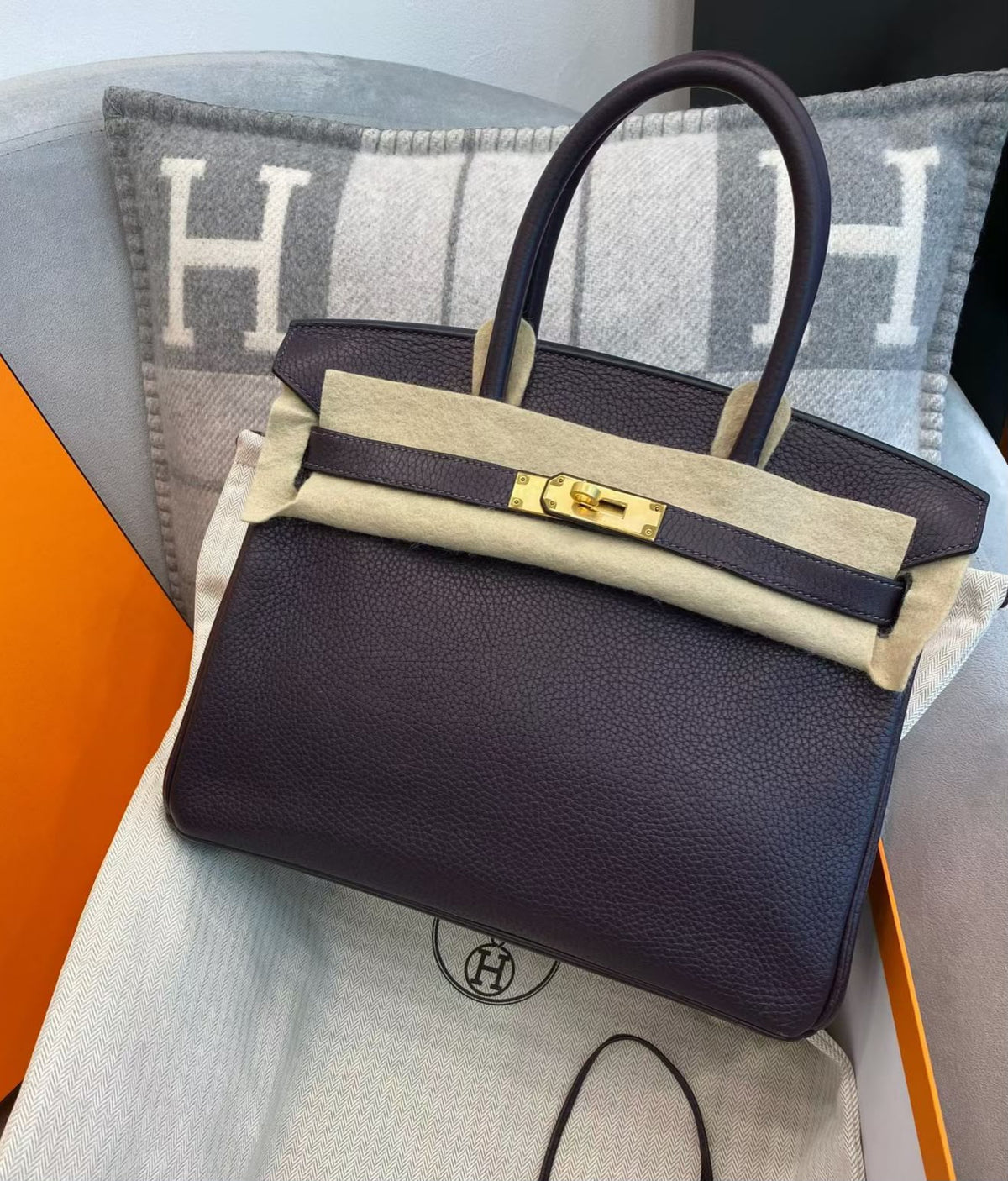 Hermes birkin 30 raisin Togo gold hardware