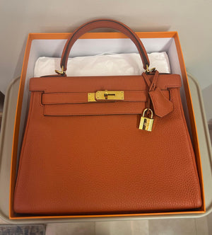 Hermes Kelly 28 Terre Battue Togo Gold hardware