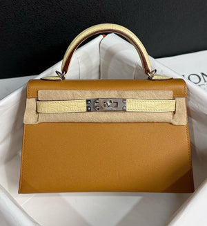 Hermes Mini Kelly 20 Touch Sesame Madame & Vanille Matte Alligator Palladium hardware