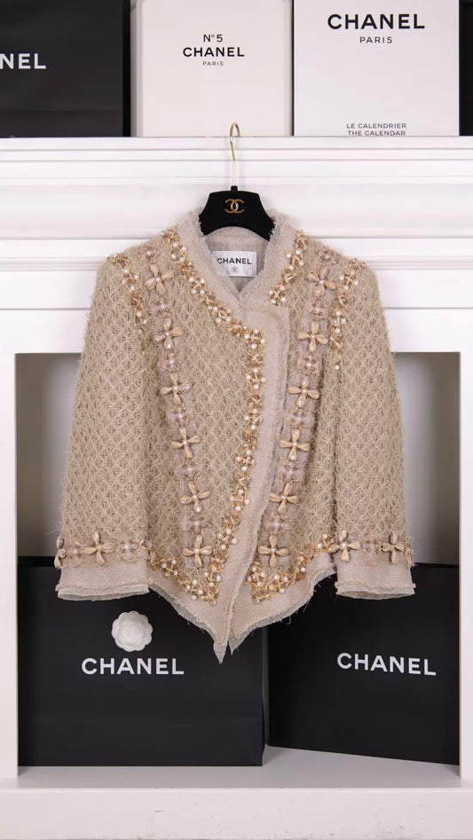 Chanel 2010 beige gold Tweed Jacket