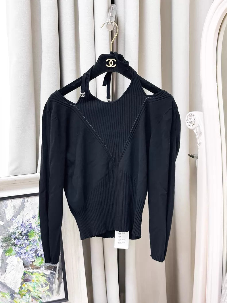 Chanel 24B black top