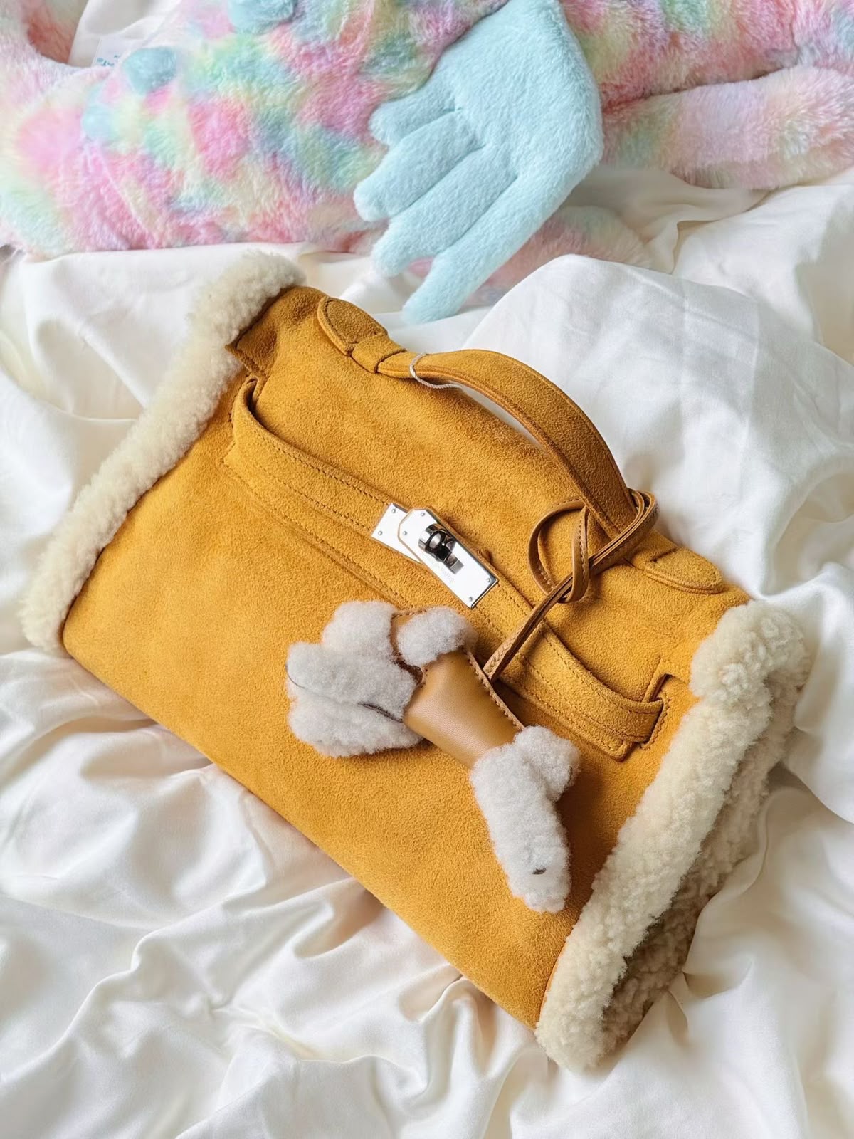 Hermes Kelly Muff Teddy Sable Doblis Palladium hardware (rare)