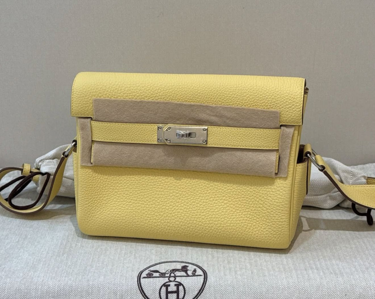 Hermes Kelly Messenger PM Jaune Poussin Togo Palladium hardware