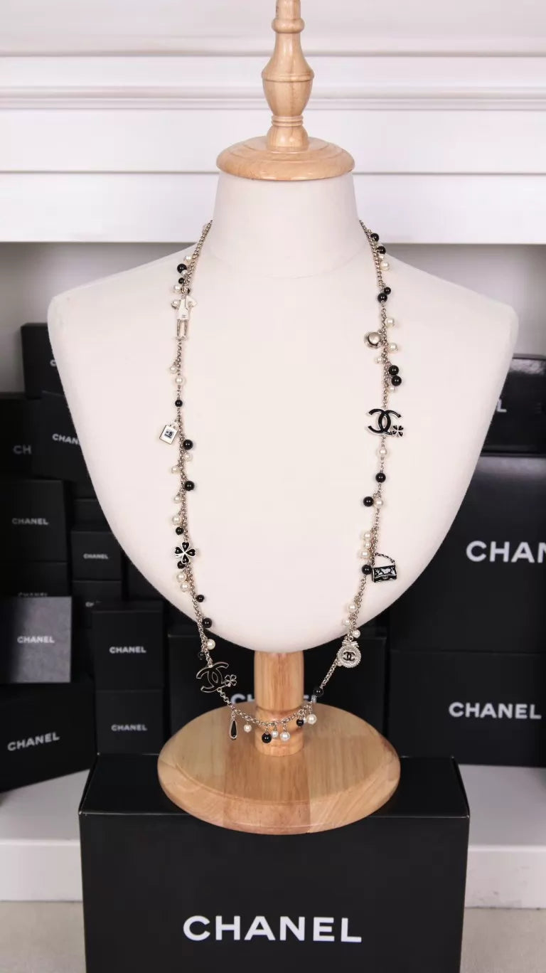 Chanel 12 Black and White Pearl Necklace