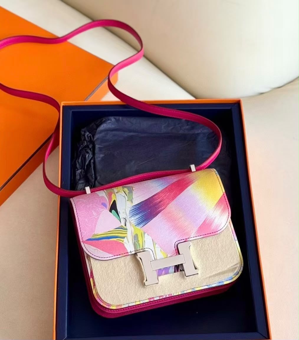 Hermes Constance 18 Marble Silk Palladium hardware