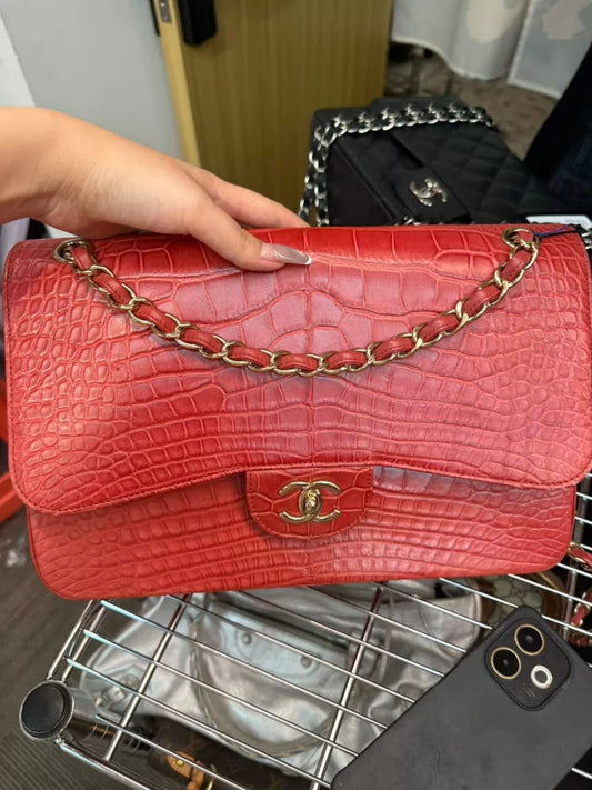 Chanel Classic Flap Jumbo Red Alligator leather Gold hardware