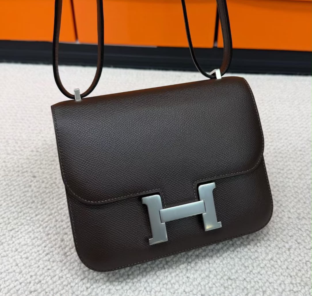 Hermes Constance 18 Ebene Epsom Palladium hardware