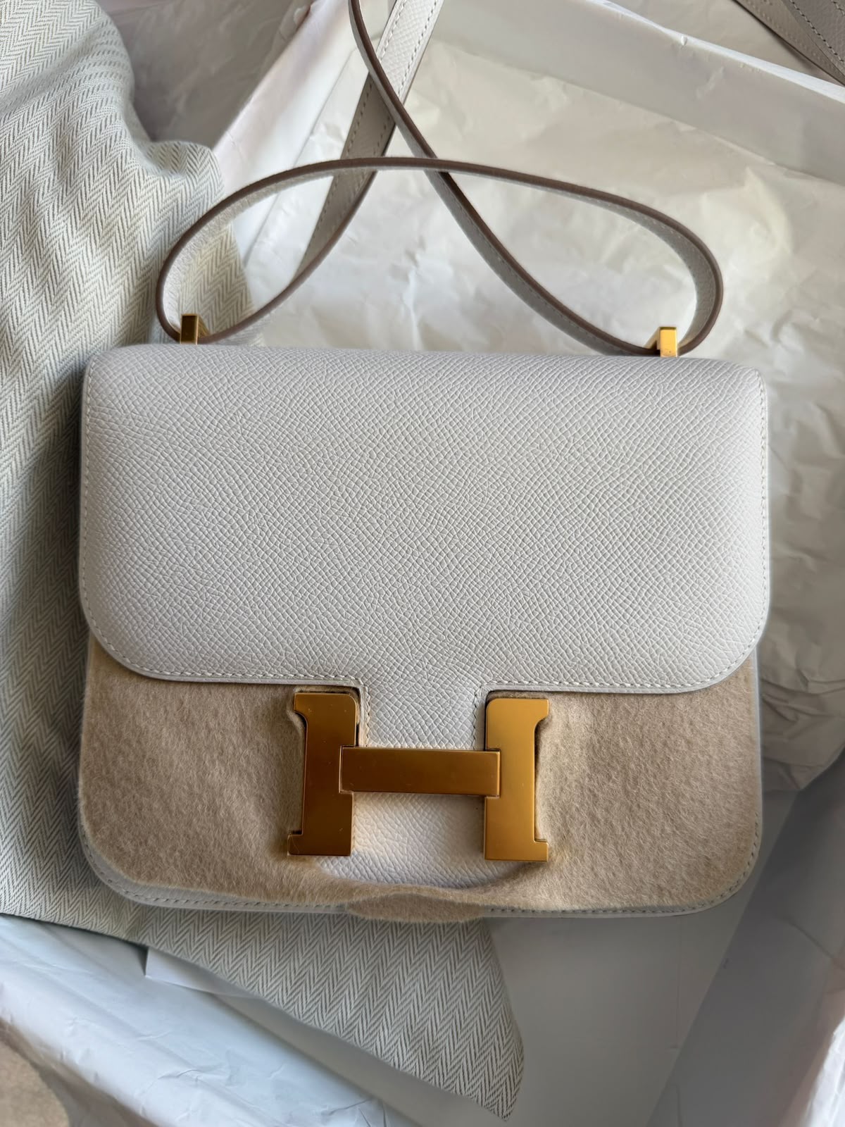 Hermes Constance 18 Gris Pale Epsom Palladium hardware