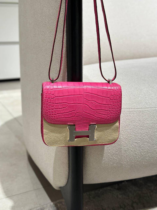 Hermes Constance 18 Rose Shocking Matte Alligator Palladium hardware